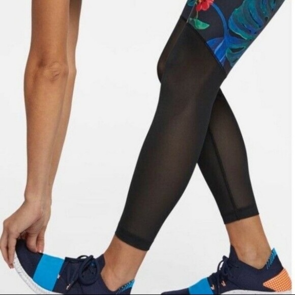 Nike Tropical set 🦋🌸☘️ - Picture 10 of 16